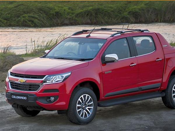 Chevrolet Colorado mới 2.5L VGT giá từ 624 triệu đồng