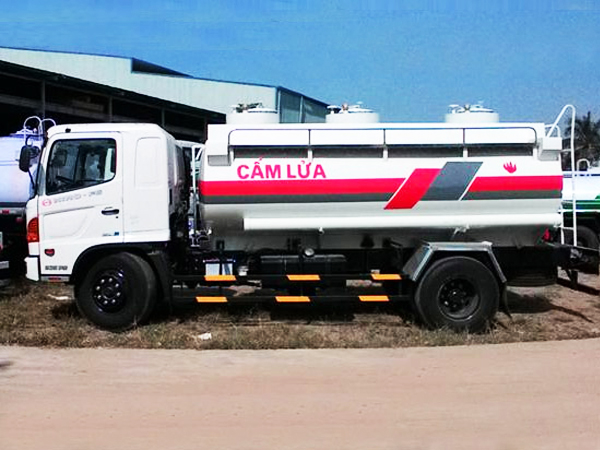 Xe tải Hino bồn xi téc xăng dầu 11 khối FG