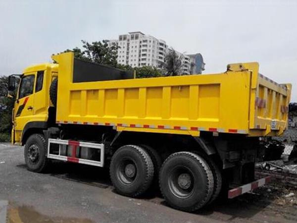 Xe tải ben (Tự đổ) Dongfeng nhập khẩu 3 chân