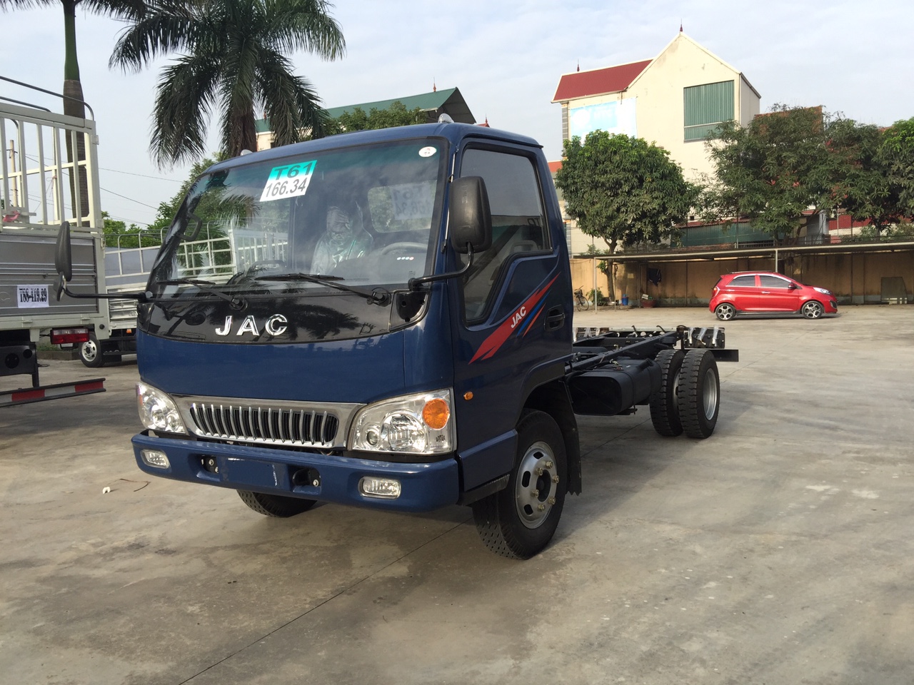 Xe tải thùng jac 4,95 tấn