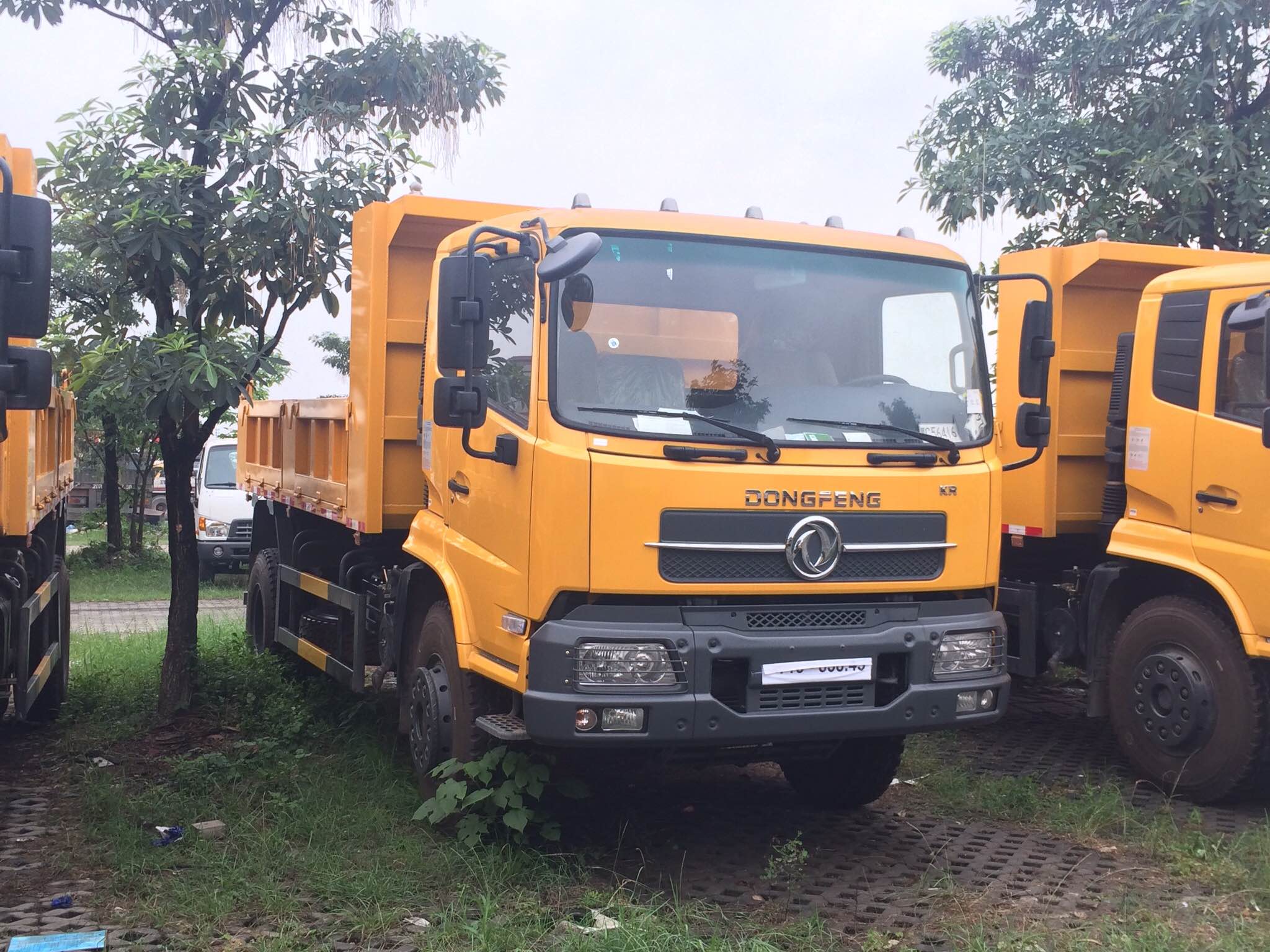 Xe tải ben 8 tấn Dongfeng Hoàng Huy