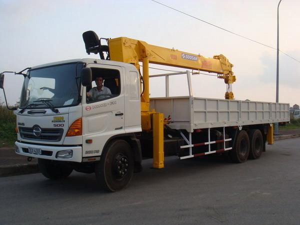 Xe tải hino gắn cẩu soosan