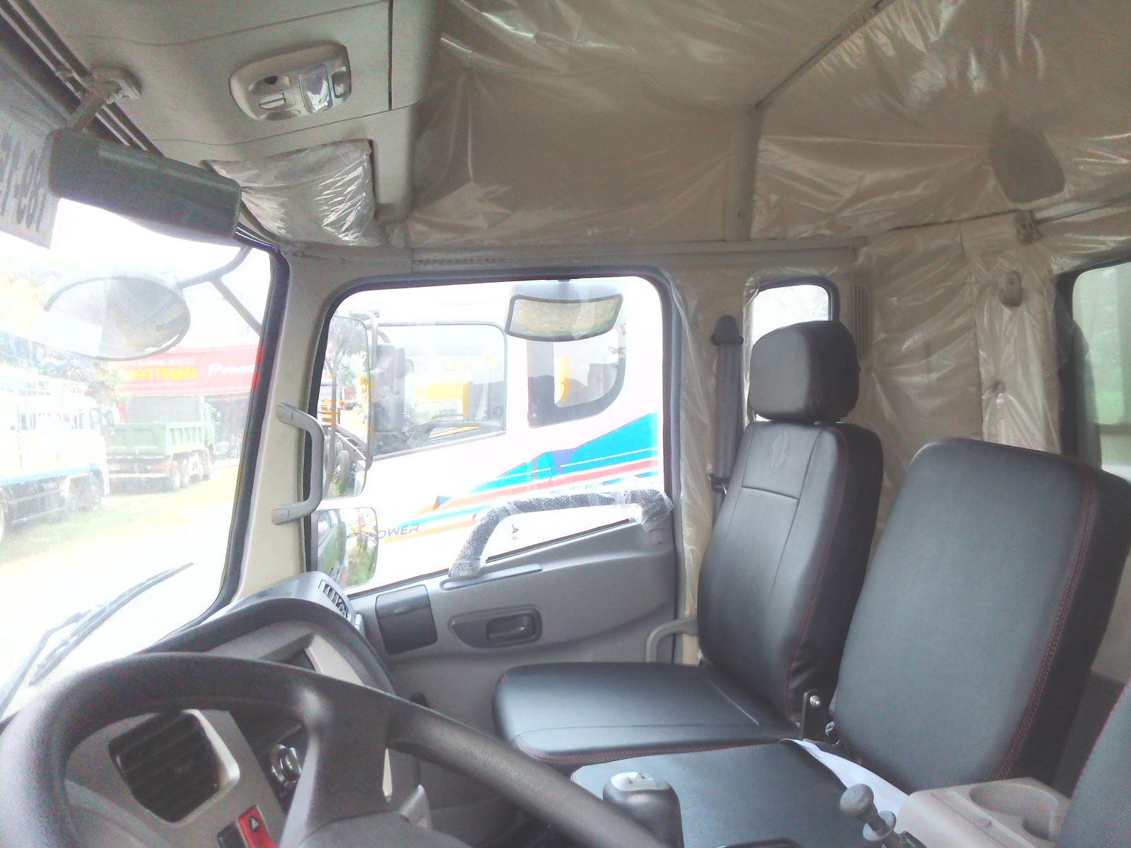 Xe-tai-thung-Dongfeng-Truong-Giang-7-tan-4